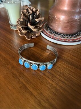 Sterling Silver navajo Cuff Bracelet - Denim Lapis